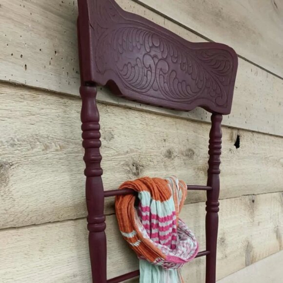 Upcycled wooden chair as a towel hook - Picture 2 of 3